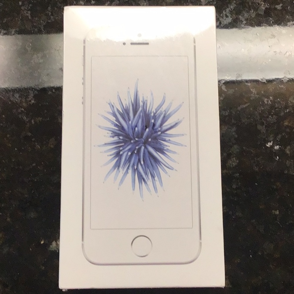 Apple I phone SE